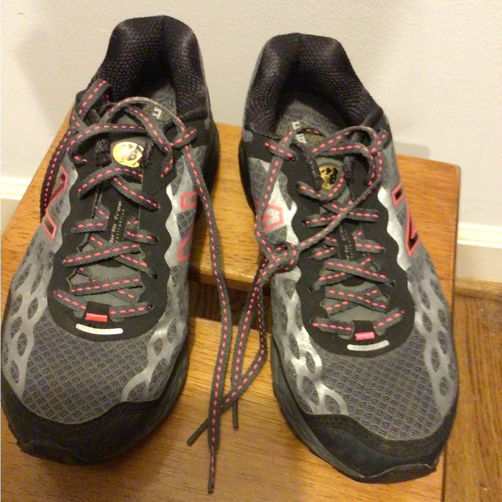 New Balance women’s Leadville 1210 trail running shoes
